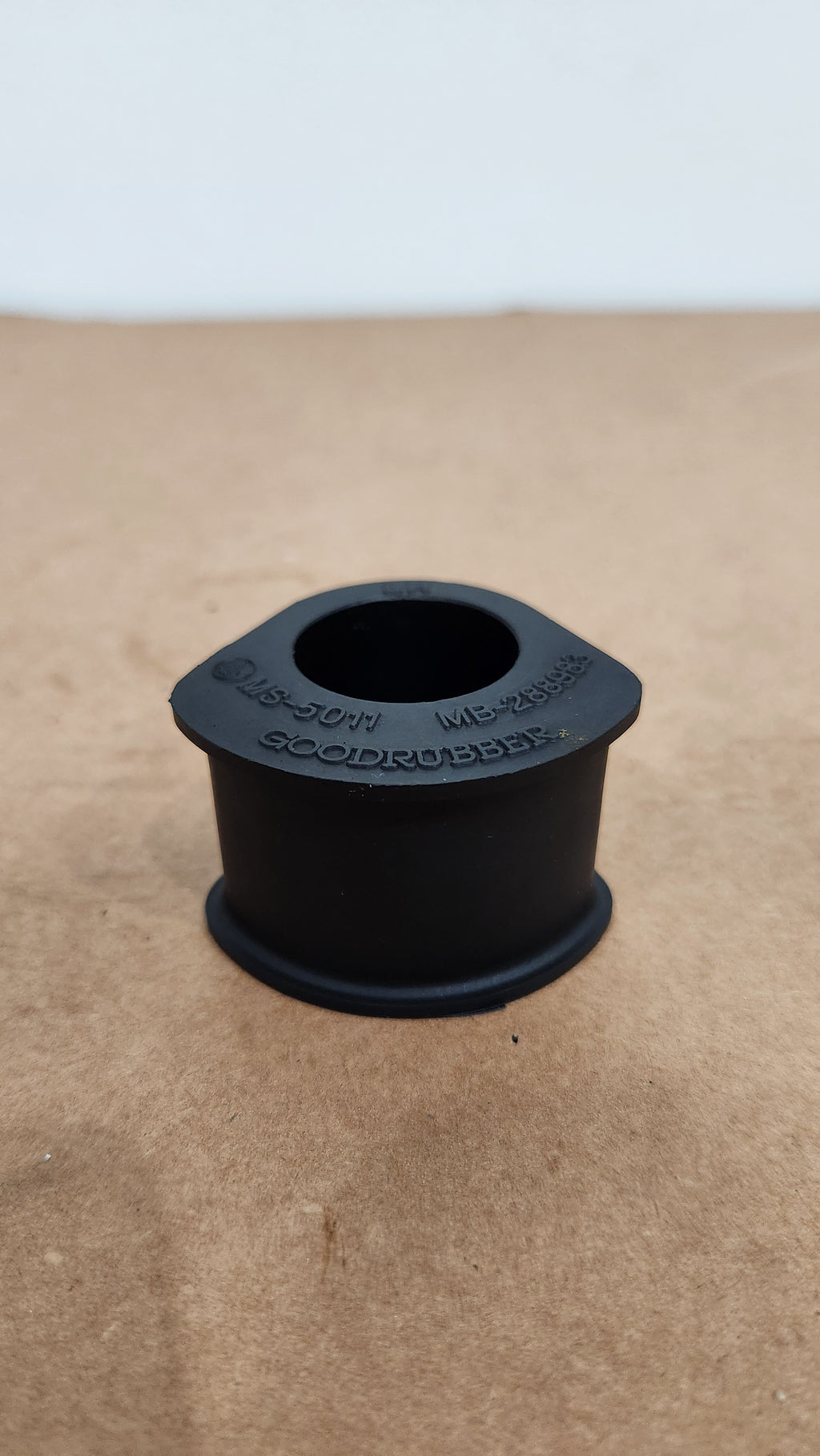 GOODRUBBER - STEERING RACK RUBBER BUSHINGS LH - MB-288983 - MITSUBISHI LANCER 1989-1997 MANUAL STEERING