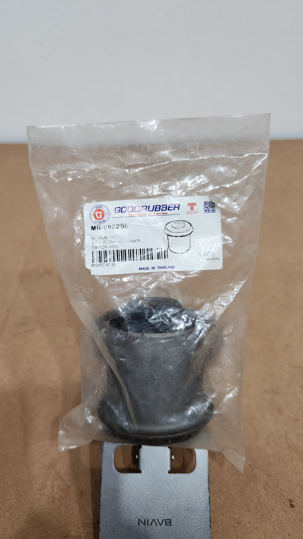 GOODRUBBER - SUSPENSION BUSHINGS LOWER - MR-992256 - STRADA, TRITON