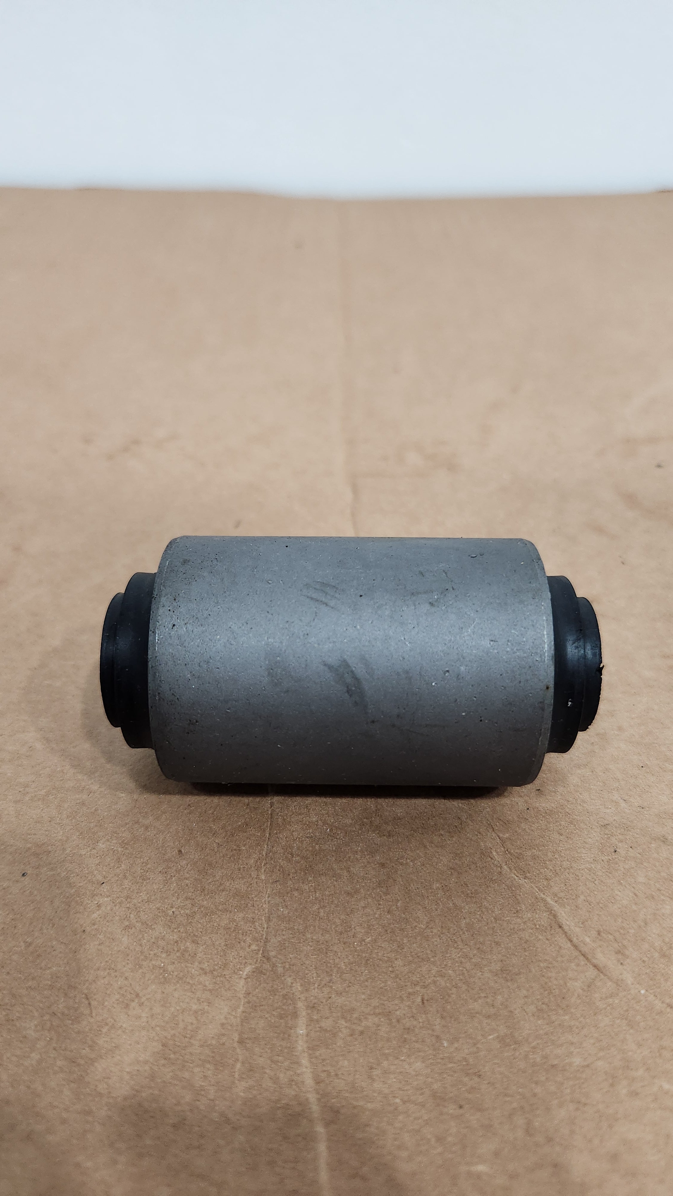 GOODRUBBER - SUSPENSION BUSHINGS LOWER - SMALL - 54560 VW0000 - URVAN E25 2005 UP