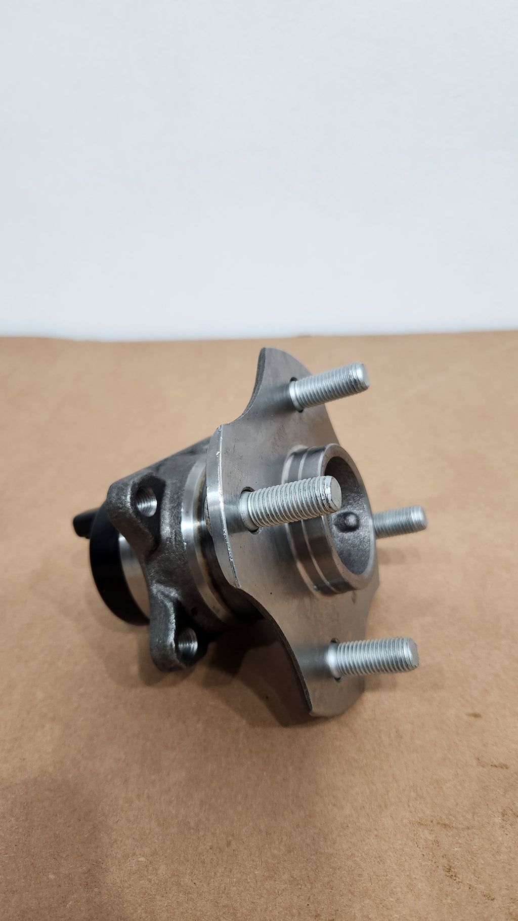 KPW - RR WHEEL HUB - KPW-42450-0D030 - TOYOTA VIOSA 2003-2007 W/ ABS