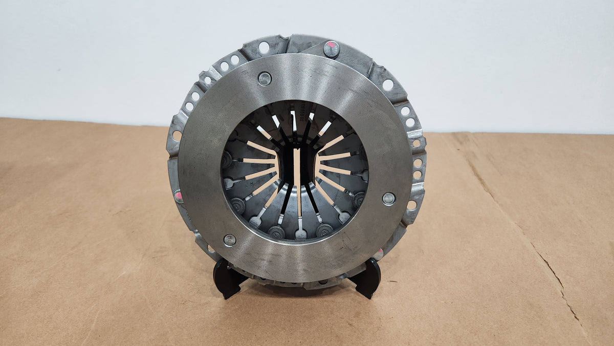 LUK - CLUTCH COVER ASSY - 200MM W/OUT RELEASE PLATE - 120-0001-10 - VW 1500, 1600