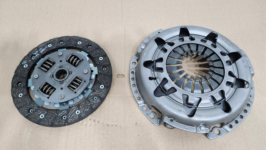 LUK - CLUTCH KIT - DISC & COVER - 619-3154-09 - ALMERA 1.2 FROM 2012