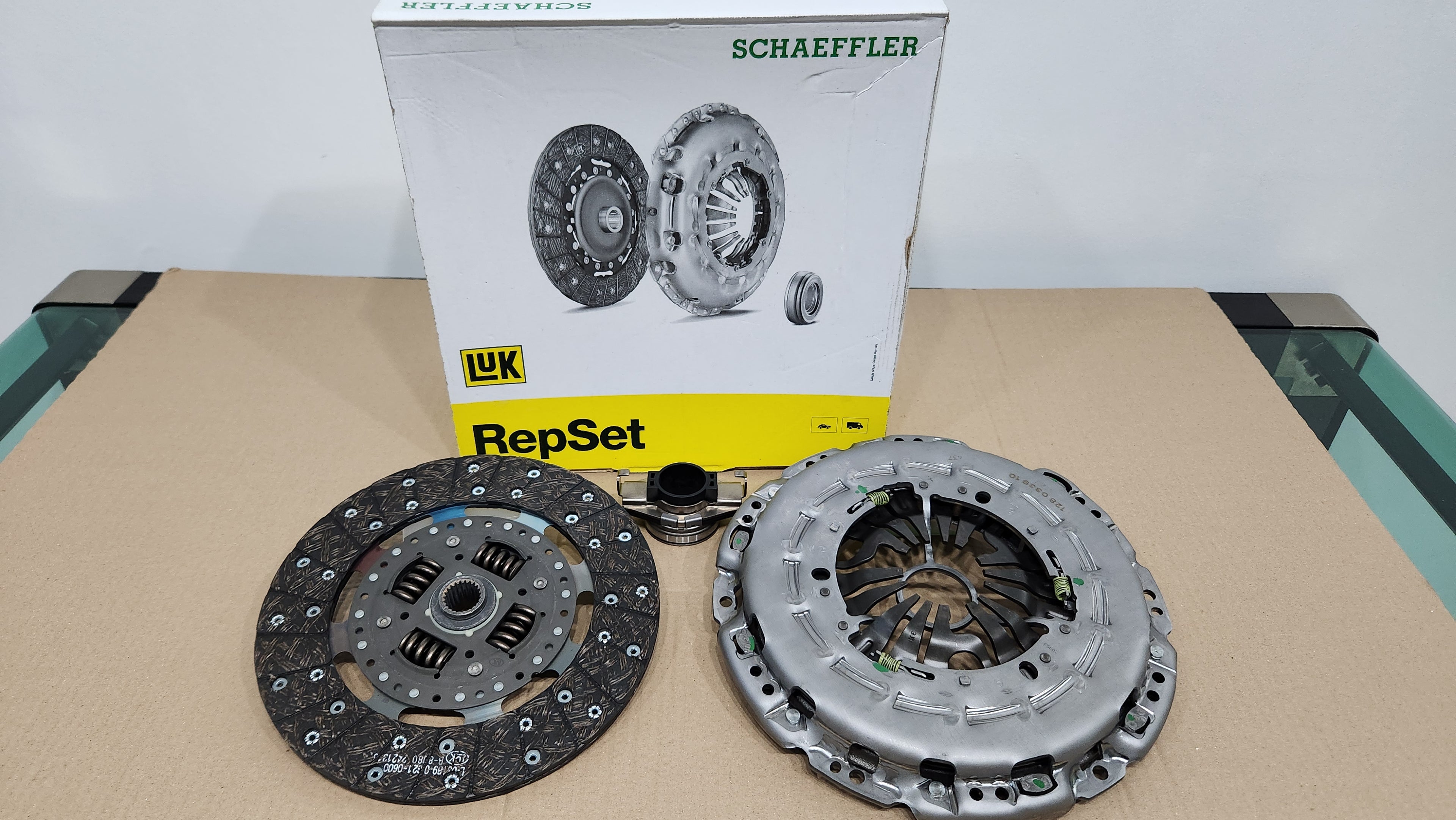 LUK - CLUTCH KIT W/ REL. BRG - 628-3166-00 - GRAND STAREX VGT D4CB 2.5 CRDI - FROM 2007