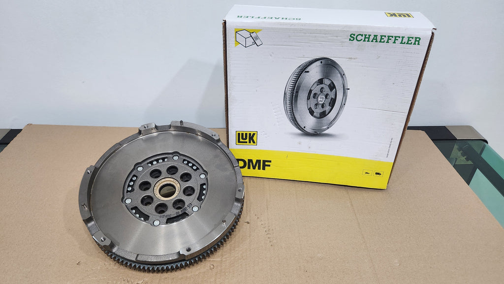 LUK - FLYWHEEL - DUAL MASS T6 - 415-0884-10 - RANGER / EVEREST / BT50 2.2 TDCI - 6SPD FRM 2016