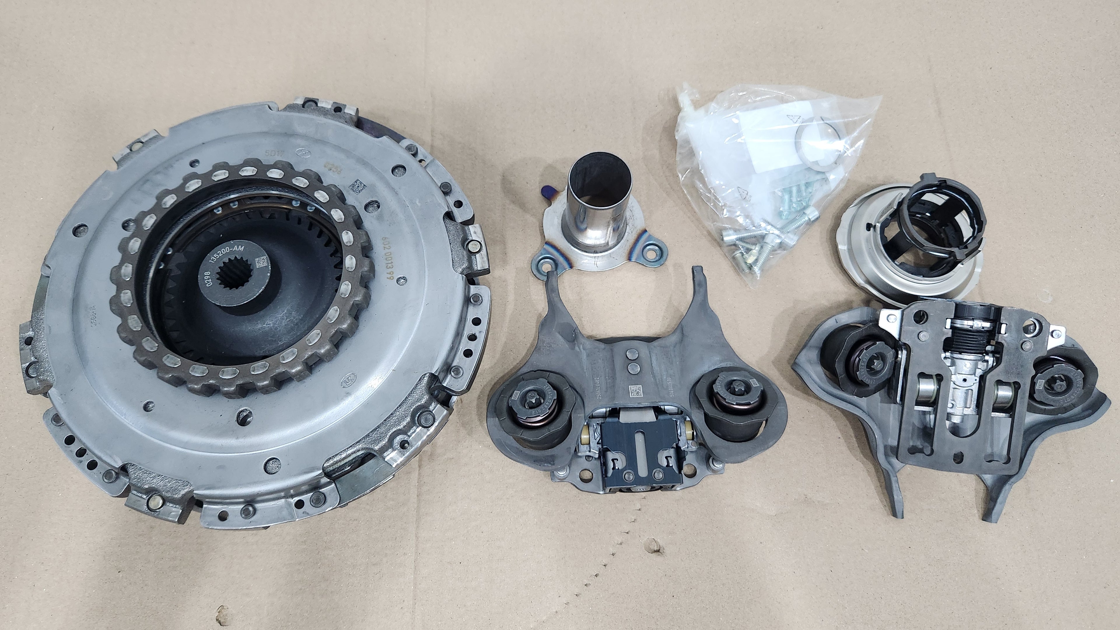 LUK - CLUTCH KIT - DUAL CLUTCH - 602-0014-00 - FIESTA 1.0 ECOBOOST, ECOSPORT 1.0 ECOBOOST